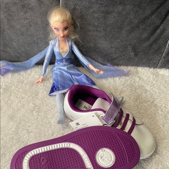 Kids running shoes - Picture 3 of 4